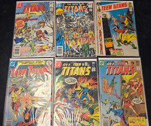 Comic Books 4 Teen Titan Books & 2 The New Teen Tians Books