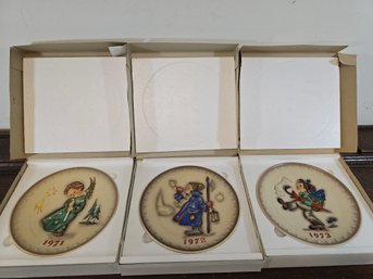 3 Vintage M.J. Hummel Collectors Plates1971,1972,1973