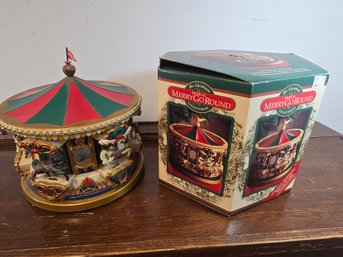 Mr Christmas Holiday Mery-go-round Musical Carousel (NO CORD)