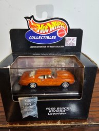 Vintage 1998 Mattel Hot Wheels Collectibles For The Adult Collector 1969 Buick Riviera Lowrider