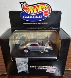 Vintage 1998 Mattel Hot Wheels Collectibles For The Adult Collector 1969 Chevrolet Camero