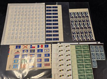 US Postage Stamp Lot