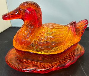 Vintage Westmoreland Orange Glass Covered Swimming Duck Covered Candy Dish