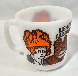 Vintage 1975 Little Orphan Annie Coffee Mug Lizard's Milk Glass
