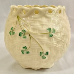 Vintage Belleek Ireland Porcelain 5' Shamrock Vase