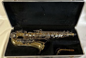 Selmer Bundy II Lacquered Alto Saxophone With Case