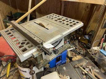 Makita Table Saw; Untested