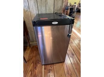 Whirlpool Micro Fridge, Working