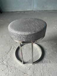 Desiron Stool