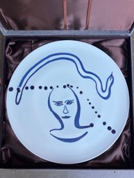 Face Porcelain Plate