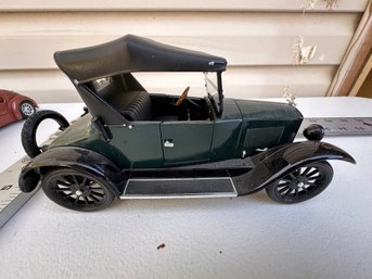 Vintage Car Model 1920 Cleveland Roadster Signature Series