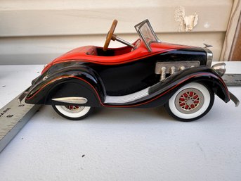 Hallmark Kiddie Car Classics 1935 Duesenberg Luxury Limited Edition 2001