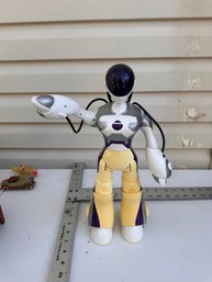 Vintage Femisapien Robot By Wow-Wee!!! Interactive Sounds And Gestures