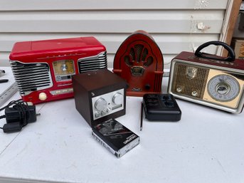 Vintage Radio Lot