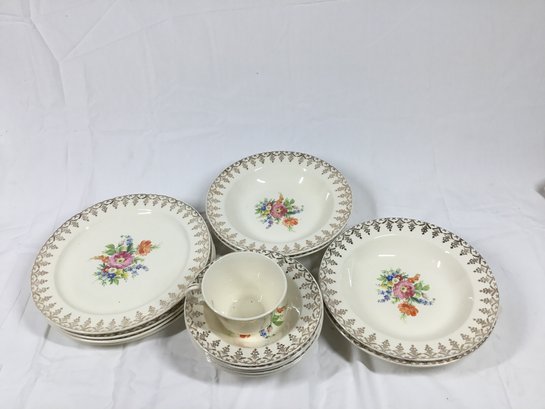 Beautiful Set Of Floral Designed Plates