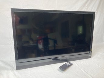 Vizio 29 Inch Flat Screen TV With Remote