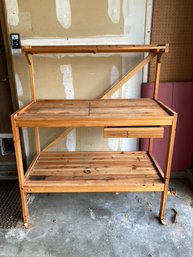 Nice Outdoor Wooden Gardening Desk