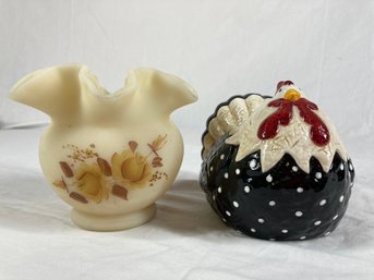 Small Fenton Art Glass Hand And Little Rooster