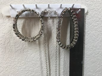 Beautiful Lot Of Assorted Silver Colored Jewelry