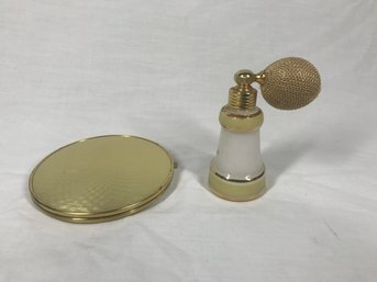 Elegant Vintage Glass Perfume Bottle Sprayer & Makeup Mirror