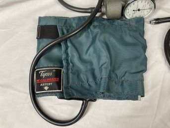 Manual Arm Blood Pressure Monitor