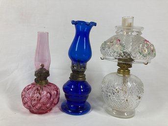 Set Of 3 Colorful Vintage Oil Lamps