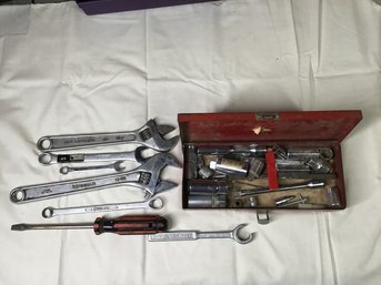Assorted Wrenches & Rachets