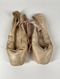 Vintage Ballerina Toe Shoes