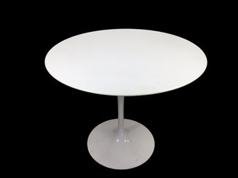 Eero Saarinen For Knoll