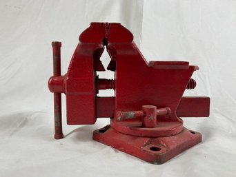 Bench Vise