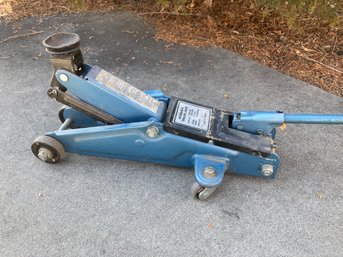 Floor Jack With Metal Castors (Hydraulic Trolley Jack ) With Handle (see Photos)