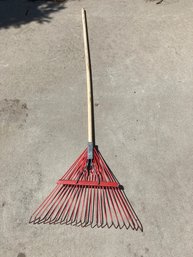 Leaf Rake Metal With Wood Handle