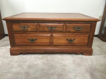 Broyhill 2 Drawer Coffee Table See Photos)  Approx. 44' Wide 20' Tall