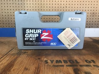 Shur Grip SZ329 Cable Type Tire Traction Device (in Place Of Tire Chains) See Photo & Plastic Case (see Photo)