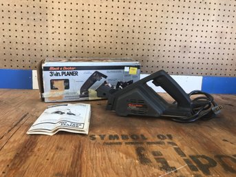 Planer Black& Decker 3 1/4' With Box And Booklet 110V No. 7696 Planer