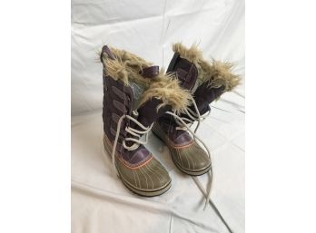 Cute Women's Sorrel Brand Winter Boots Size 5 1/2 USA