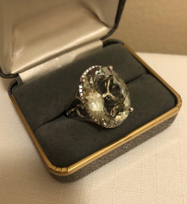 Sterling Silver Signed DK Peridot & Goshenite Ring (9.2 Grams)