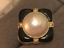 14K Gold WW Signed Pearl & Jadeite Ring (5.3 Grams)