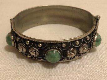 Vintage Tibetan Jadeite Bangle Bracelet
