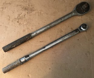 Socket Wrench & Extension Drive