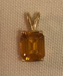 14K Gold CZ Pendant (1.3 Grams)