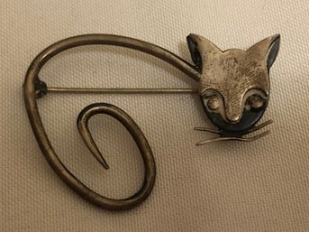 Delfino Signed Mexican Sterling Silver Cat Brooch (6.3 Grams)
