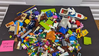 Lego Lot 6 - 2lbs & 9 Ounces