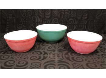 Vintage Pyrex Bowls