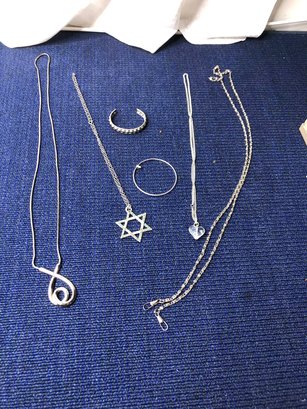 6 Pieces Of Jewelry