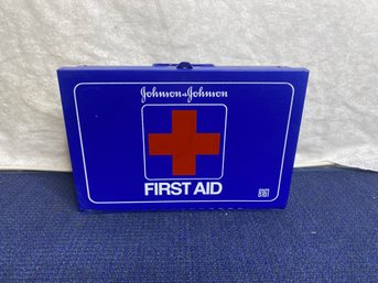 Johnson And Johnson Metal First Aid Kit