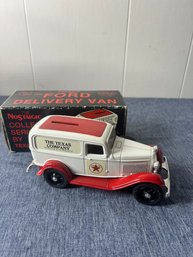 Texaco 1932 Ford Bank