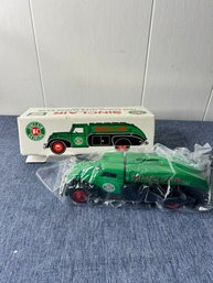 Sinclair 1939 Dodge Flyer Bank In Box