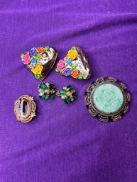 Vintage Bundle Of Jewelry - Pins, Clip Ons