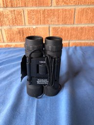 Binoculars -10 X 25